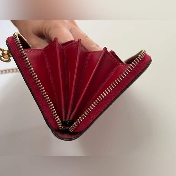 GUCCI WOC Red Long Wallet on Chain - Picture 8 of 15
